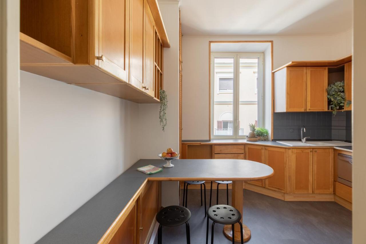 Iflat Veneto Area'S Penthouse Appartement Rome Buitenkant foto